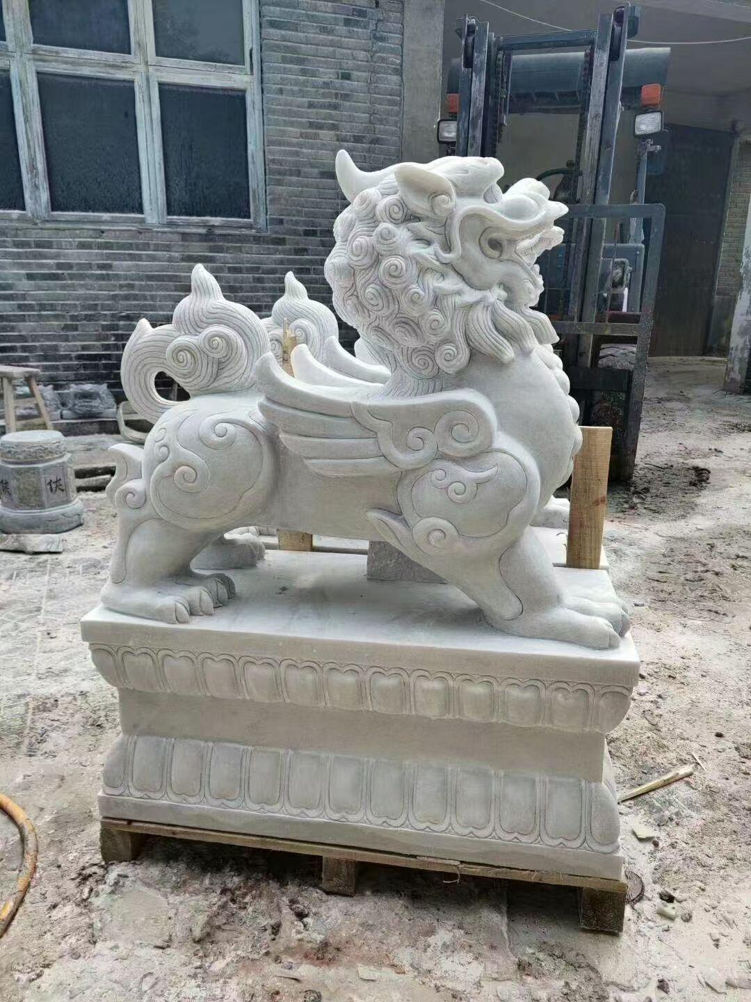 石雕工艺品源头厂家推荐嘉祥博睿,专业定制北京石雕龙柱、天津石雕貔貅等多种石雕产品